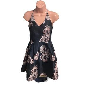 CRYSTAL DOLL Women’s ( Juniors ) Special Occasion Dress Size 5 Blue Floral